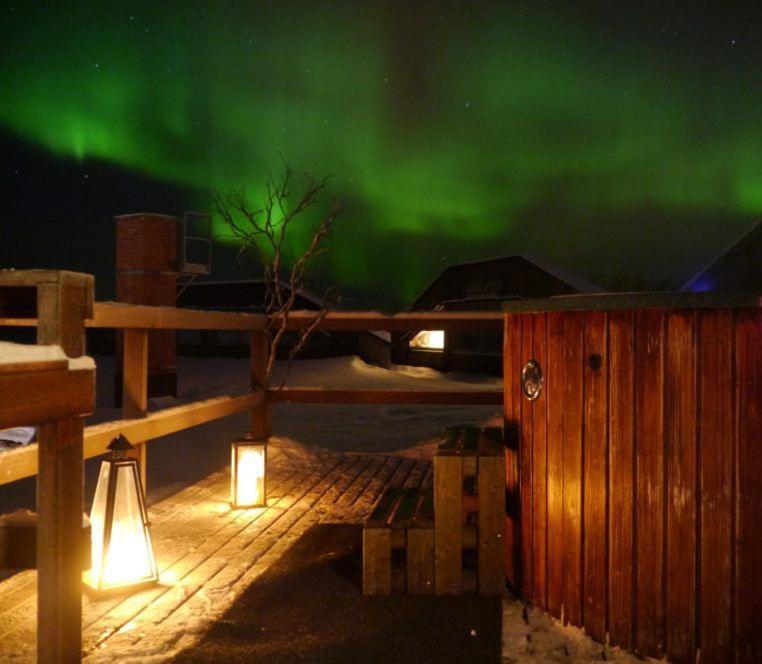 קירונה Mattarahkka Northern Light Lodge מראה חיצוני תמונה